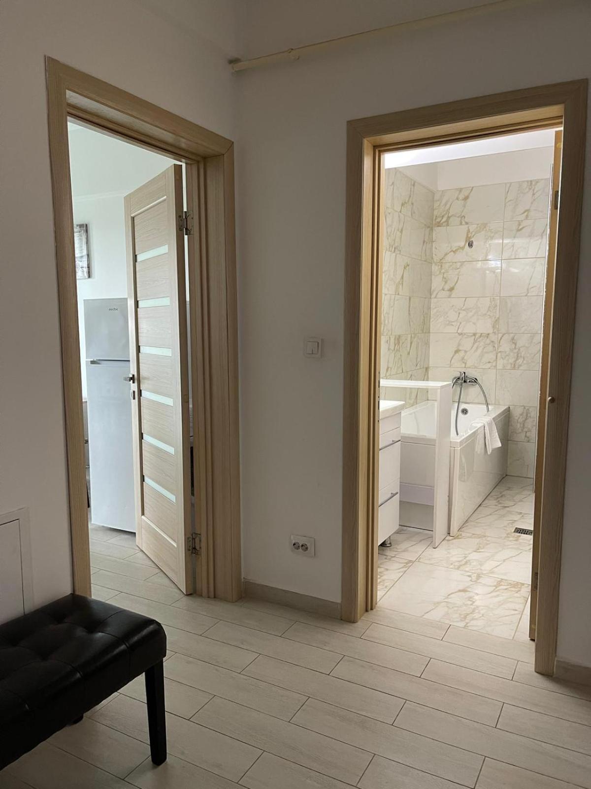 Urban Nest- Apartament Cu 2 Camere, Aproape De Iulius Mall Iasi Exteriör bild